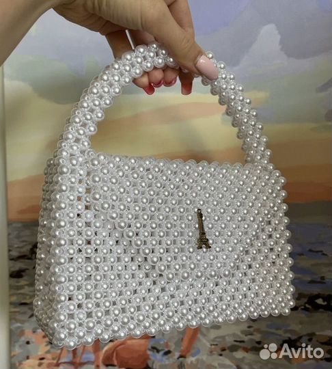 Сумка из жемчужных бусин