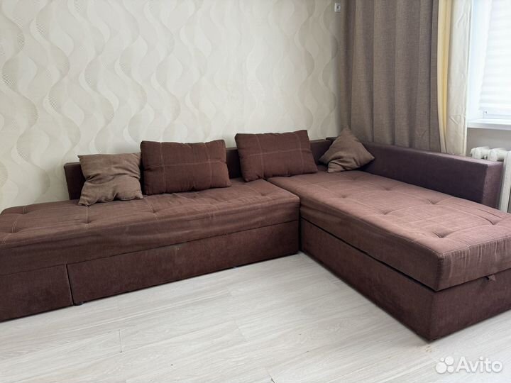 Диван угловой