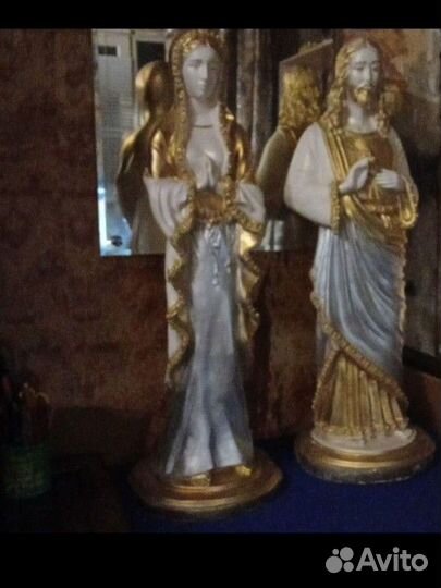 Дева Мария статуэтка и Иисус Христос