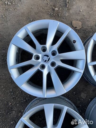 Литье R17 5/112 Original Skoda Borbet