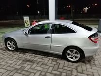 Mercedes-Benz C-класс 1.8 AT, 2004, 225 000 км, с пробегом, цена 550 000 руб.