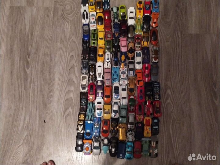 Машинки хотвилс