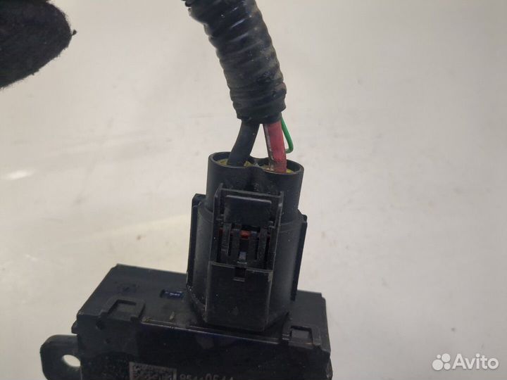 Блок управления вентиляторами Chevrolet Captiva