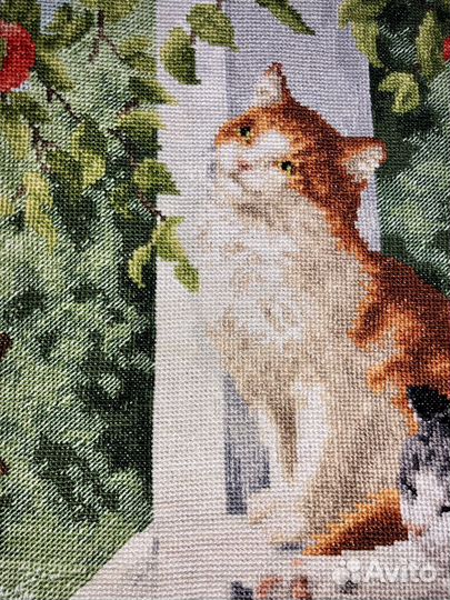 Готовая вышивка крестиком «На крылечке»