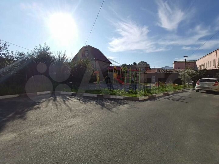 2-к. квартира, 40 м², 2/3 эт.