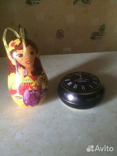 Жестяная банка от чая