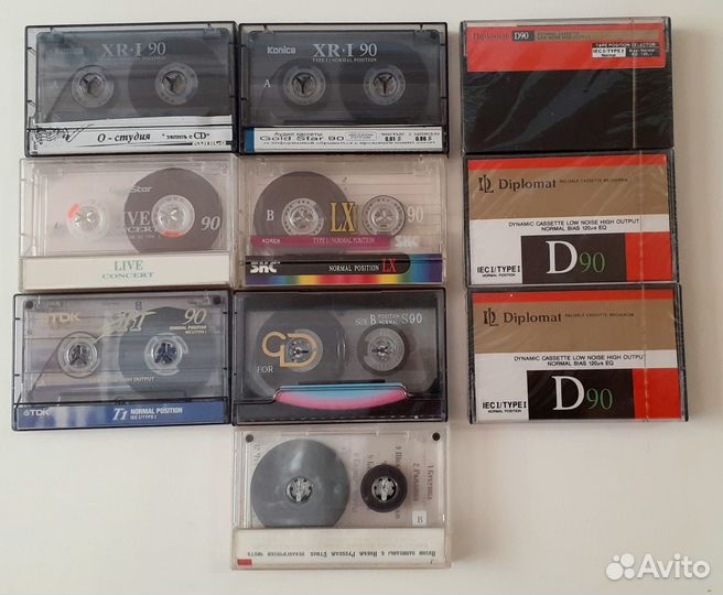 Чистые аудиокассеты и 90-минутные с записью
