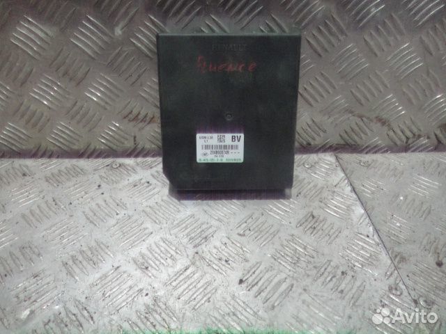 Блок предохранителей (подкапотный) Megane 3 \Fluen