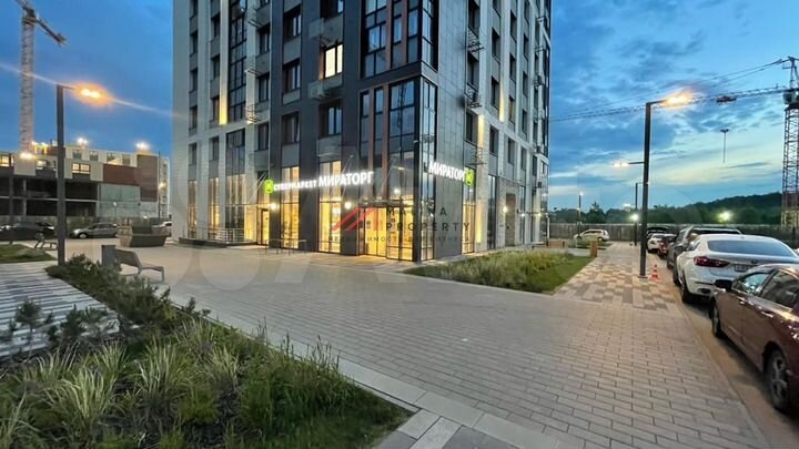 Продам торговое помещение, 489 м²