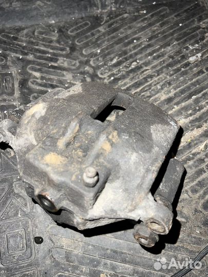 Суппорт передние на газель