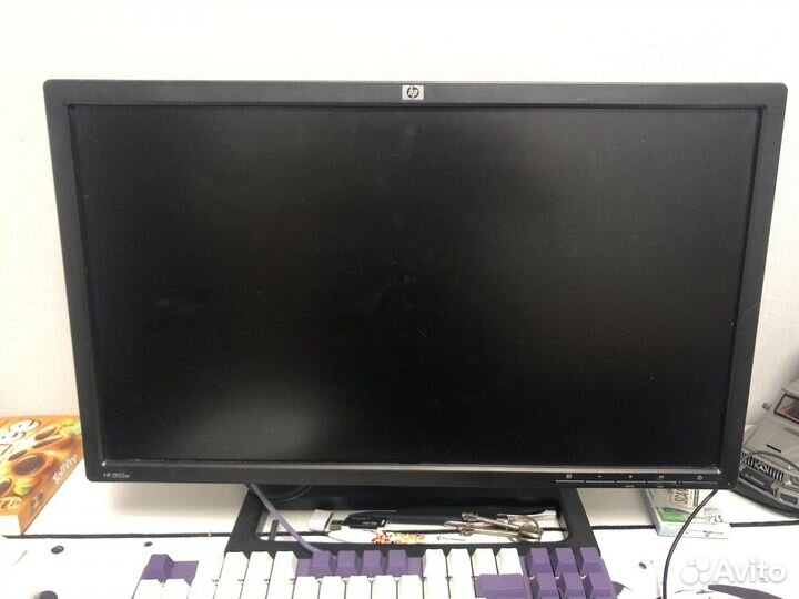 Монитор HP ZR22W