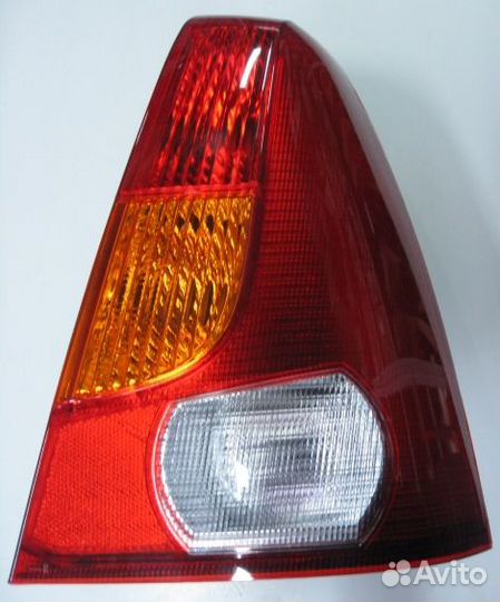 Фонарь задний правый Renault Logan