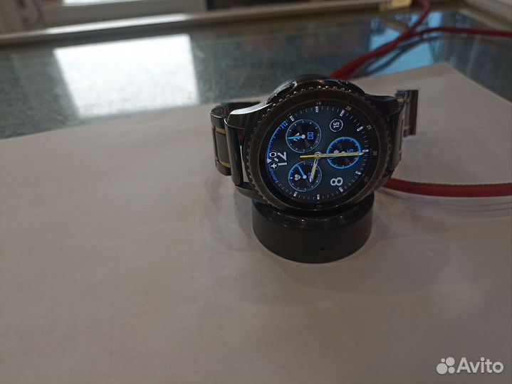 Часы samsung Gear s3