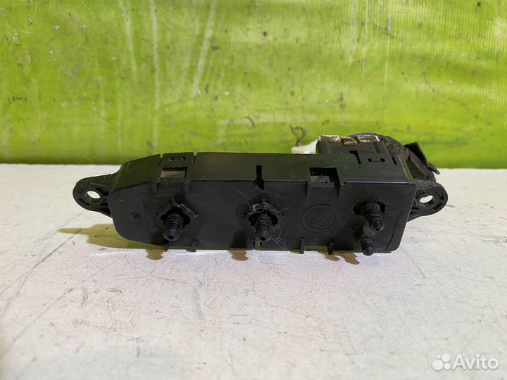 Кнопка управления сиденьем передним Infiniti FX