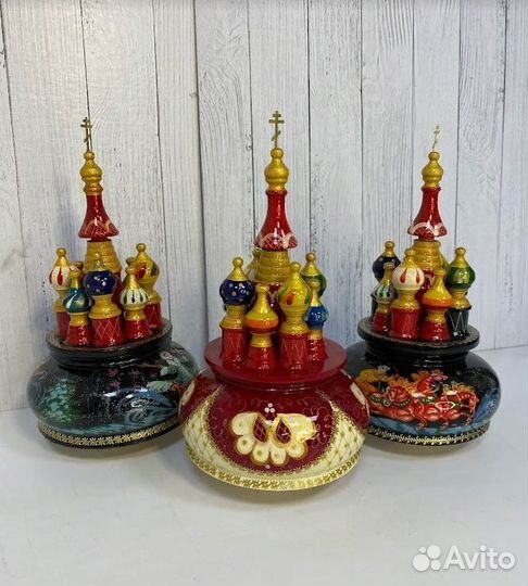 Игрушка- музыкальная шкатулка Кремль