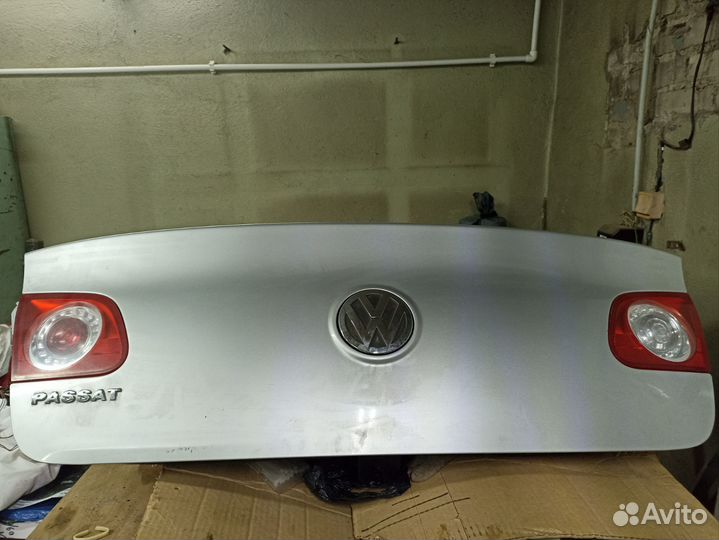 Крышка багажника пассат б6