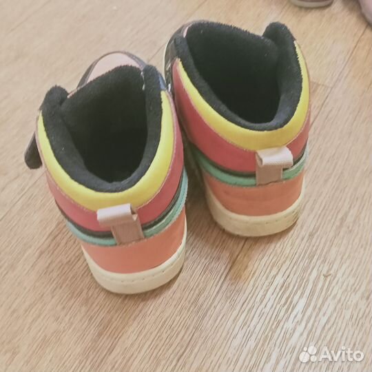 Утеплённые кросовки, размер 32