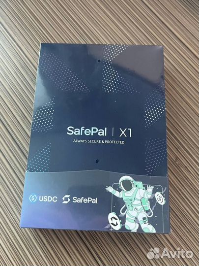 SafePal x1