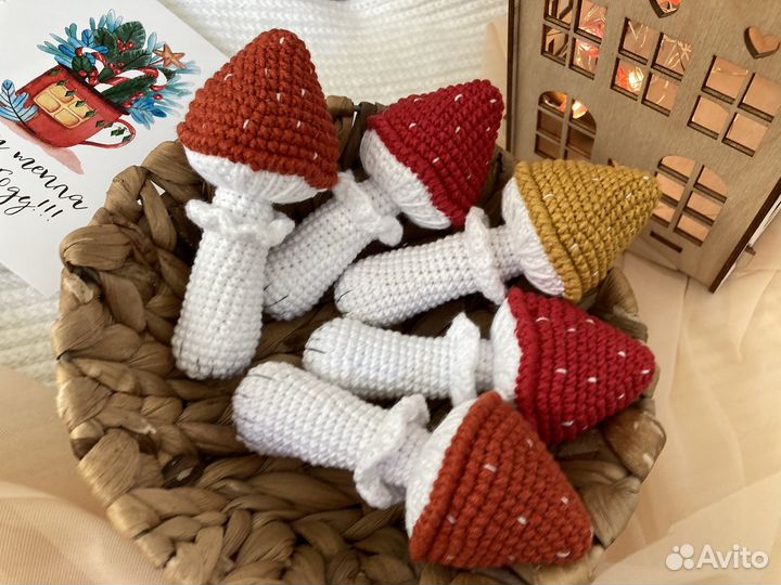 Елочная игрушка мухомор