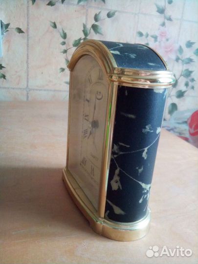 Настольные часы