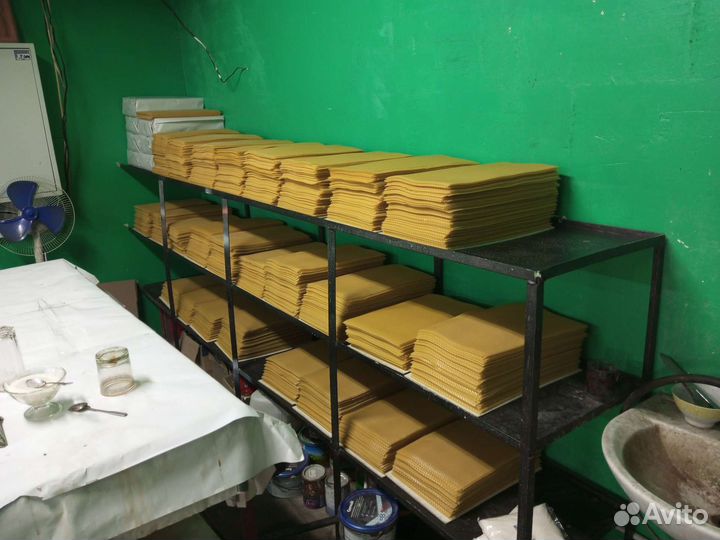 Продам, поменяю вощину на воск