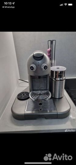 Кофемашина Nespresso krups с капучинатором