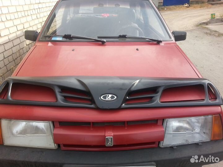 Накладка на решетку радиатора