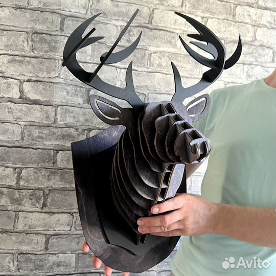 Деревянная голова оленя, лося, медведя, быка