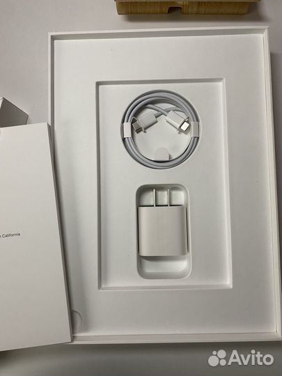 iPad air 2022 64gb m1 активирован 12.09.23