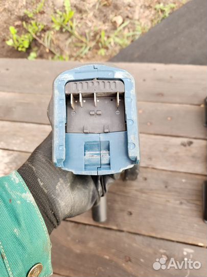 Аккумуляторная болгарка Bosch GWS 18V-LI