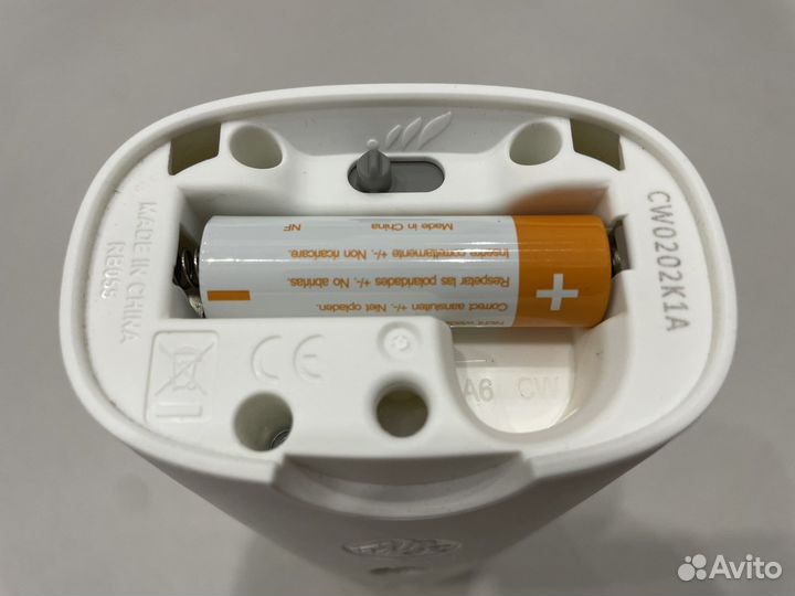 Автоматический освежитель воздуха AirWick