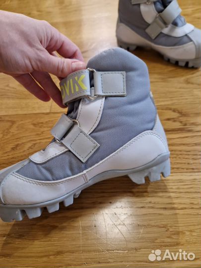 Лыжные ботинки детские 31 размер