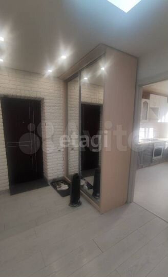 3-к. квартира, 58 м², 5/5 эт.