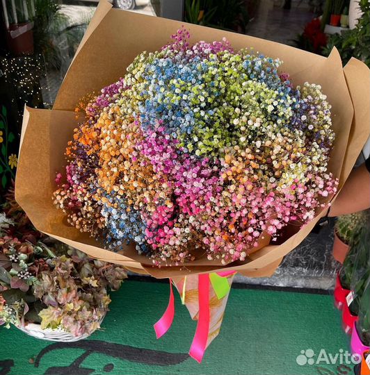 Букеты из разных цветов гипсофилы с доставкой