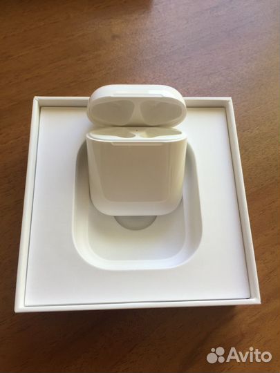 Зарядный кейс для наушников Apple Airpods 1/2
