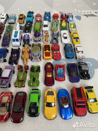 Hot wheels машинки