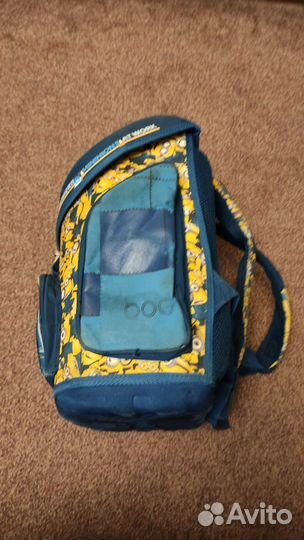Школьный рюкзак