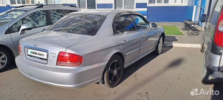 Hyundai Sonata 2.0 МТ, 2006, 308 000 км