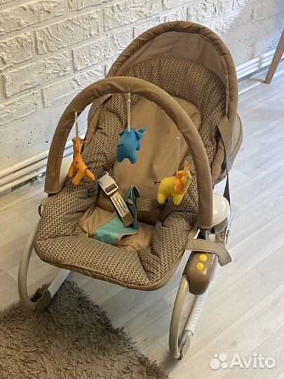 Шезлонг детский с вибрацией