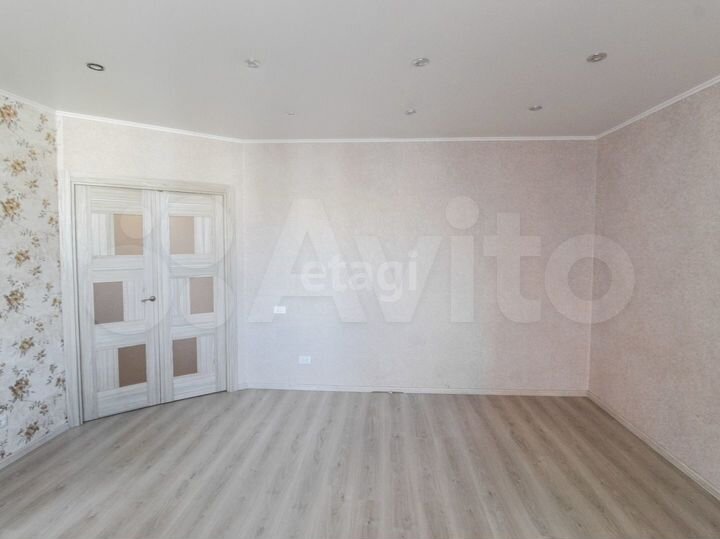 2-к. квартира, 65 м², 6/9 эт.