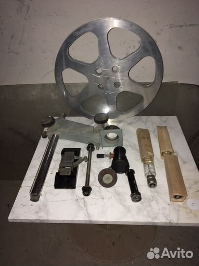 Кинопроектор