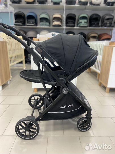 Коляска с реверсивным блоком Fest lux