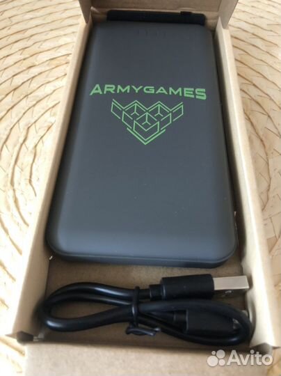 Внешний аккумулятор power bank armygames