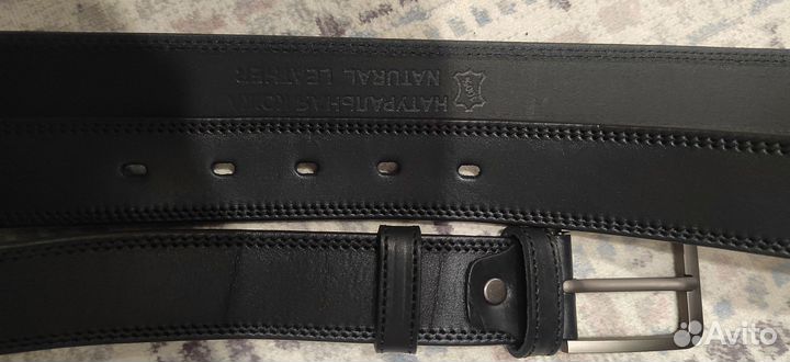 Мужской кожаный ремень черный