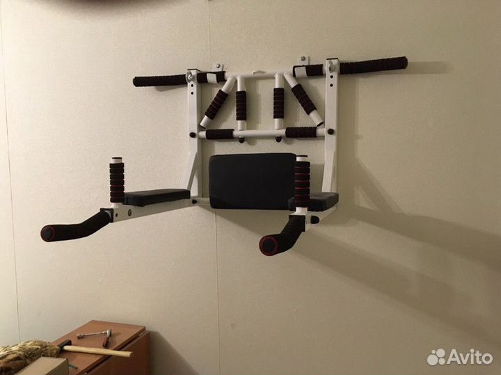 Турник с регулируемыми брусьями и прессом белый