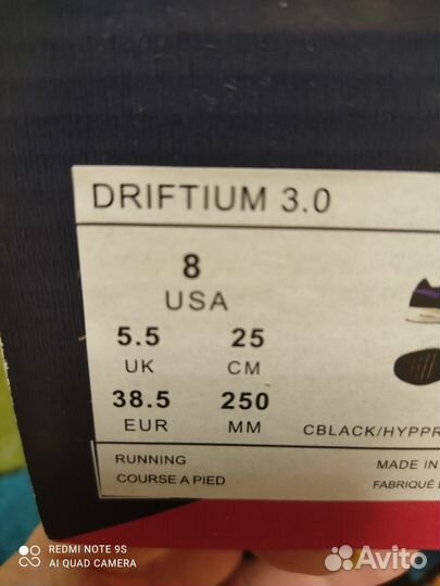 Кроссовки подростковые Reebok размер 38.5