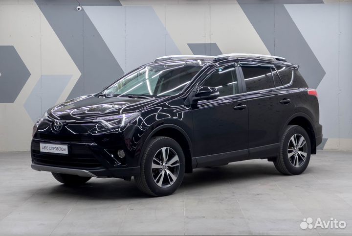 Toyota RAV4 2.2 AT, 2018, 102 800 км