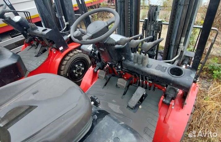 Вилочный погрузчик EP Equipment CPCD35T3, 2024