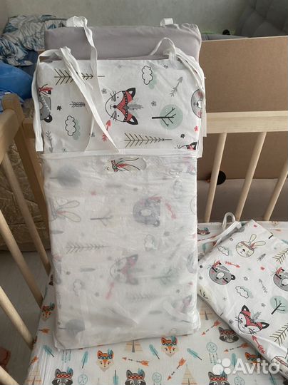 Детская кроватка, матрас, бортики