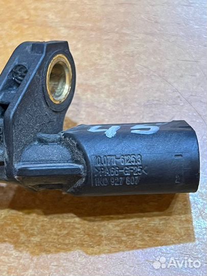 Датчик abs левый Volkswagen Passat B6